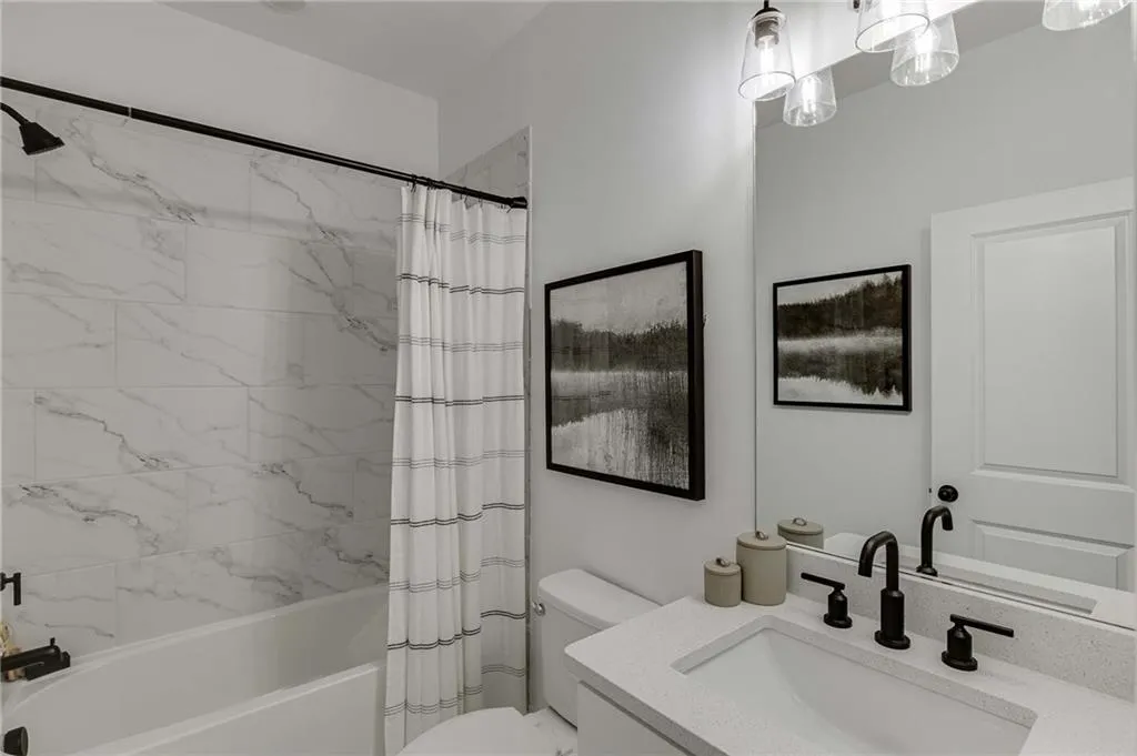 6836 Crescendo Court Unit 219, Sandy Springs, Georgia 30328, 3 Bedrooms Bedrooms, ,3 BathroomsBathrooms,Residential,Sold,6836 Crescendo Court Unit 219,7116213