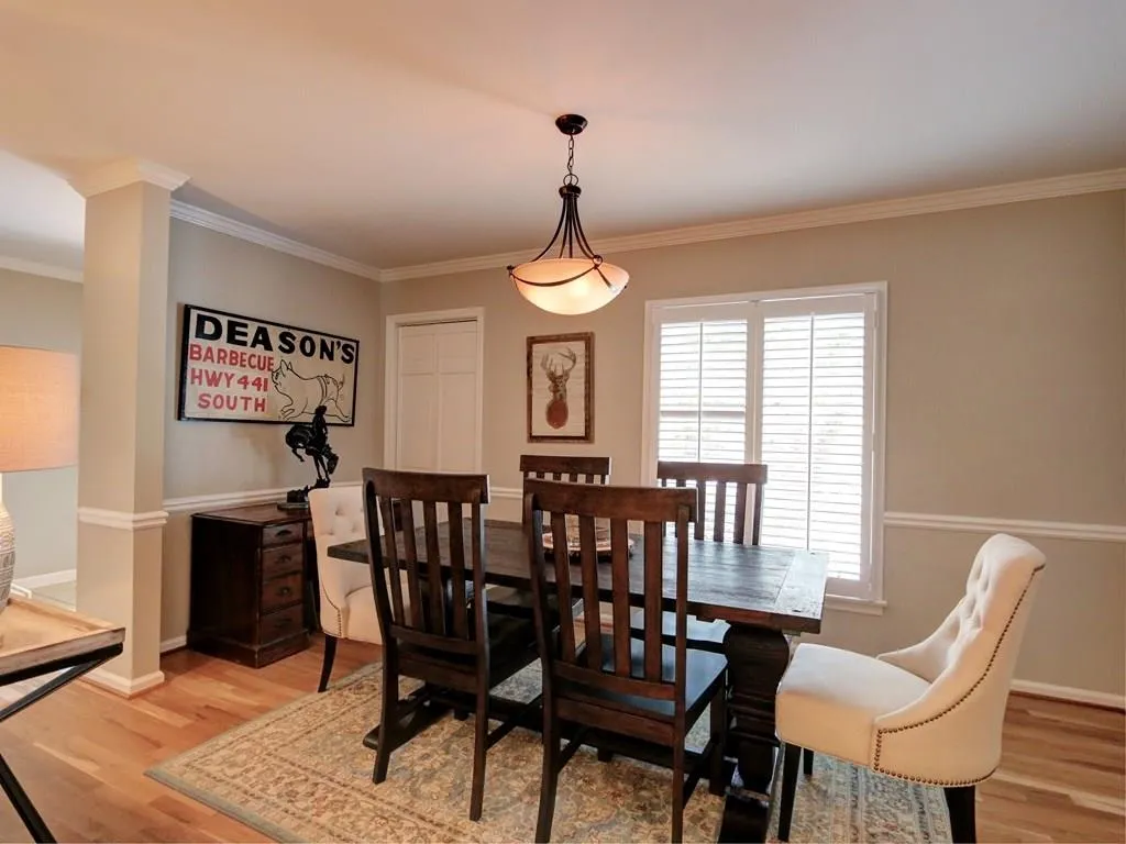 64 Ivy Parkway Ne Unit 64, Atlanta, Georgia 30342, 3 Bedrooms Bedrooms, ,2 BathroomsBathrooms,Residential,Sold,64 Ivy Parkway Ne Unit 64,5895099