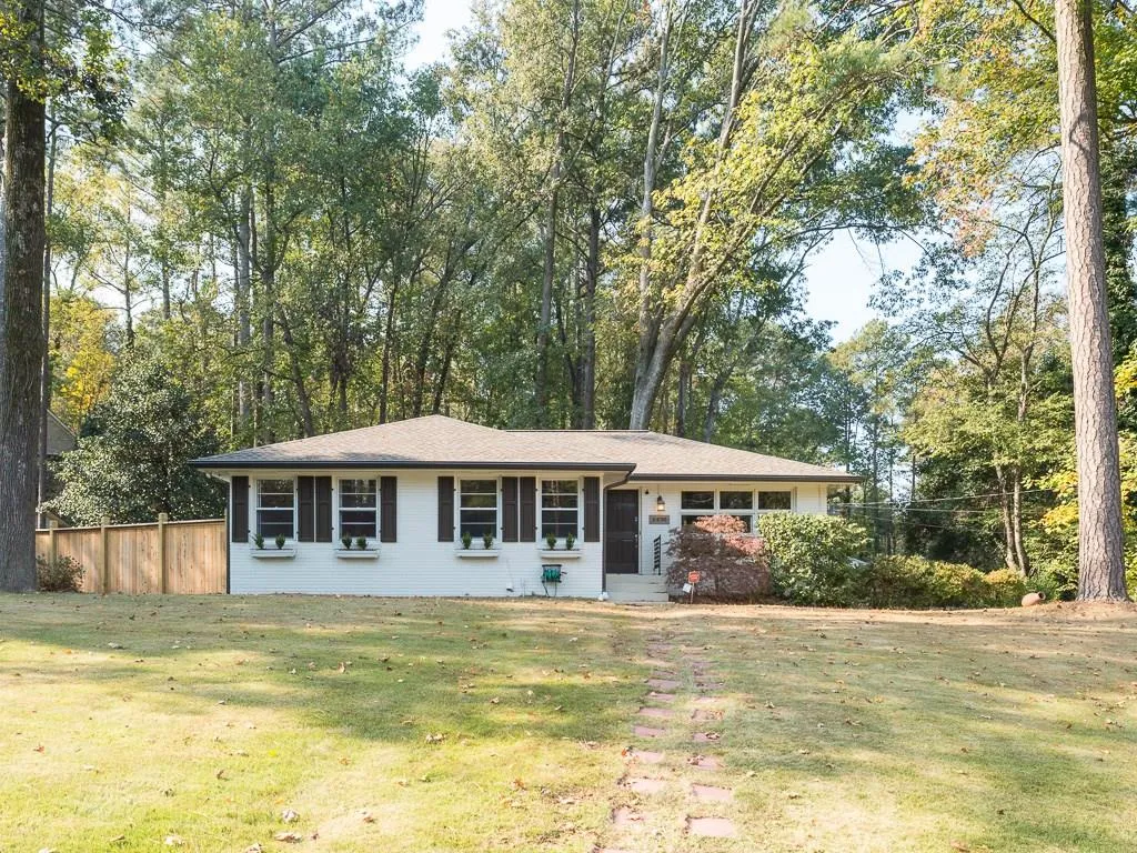 2438 Fernleaf Court Nw, Atlanta, Georgia 30318, 3 Bedrooms Bedrooms, ,3 BathroomsBathrooms,Residential,Sold,2438 Fernleaf Court Nw,5772828