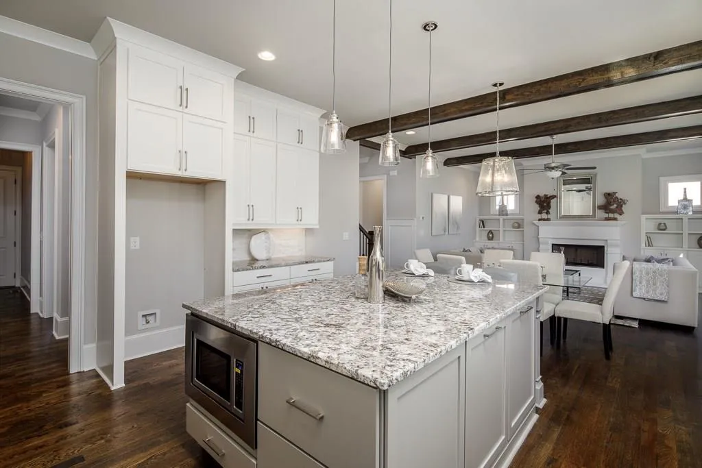 237 Belle Lane, Sandy Springs, Georgia 30328, 5 Bedrooms Bedrooms, ,5 BathroomsBathrooms,Residential,Sold,237 Belle Lane,6009465