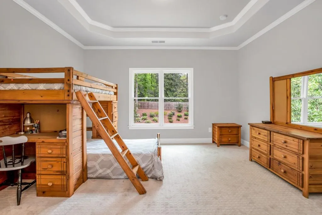 6049 Harleston Road, Atlanta, Georgia 30328, 5 Bedrooms Bedrooms, ,4 BathroomsBathrooms,Residential,Sold,6049 Harleston Road,6536517