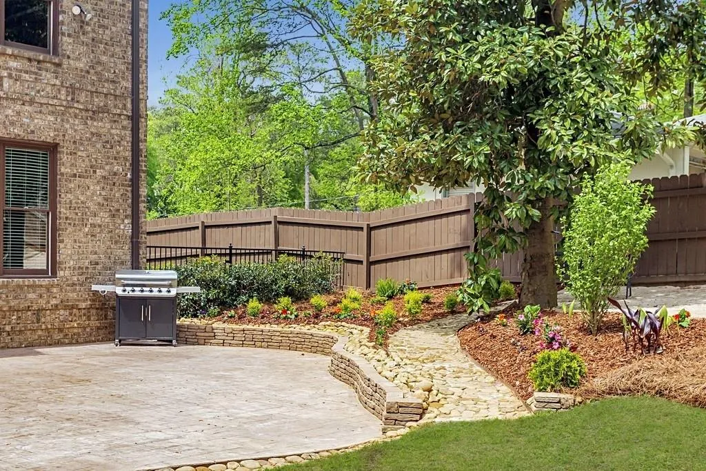6049 Harleston Road, Atlanta, Georgia 30328, 5 Bedrooms Bedrooms, ,4 BathroomsBathrooms,Residential,Sold,6049 Harleston Road,6536517