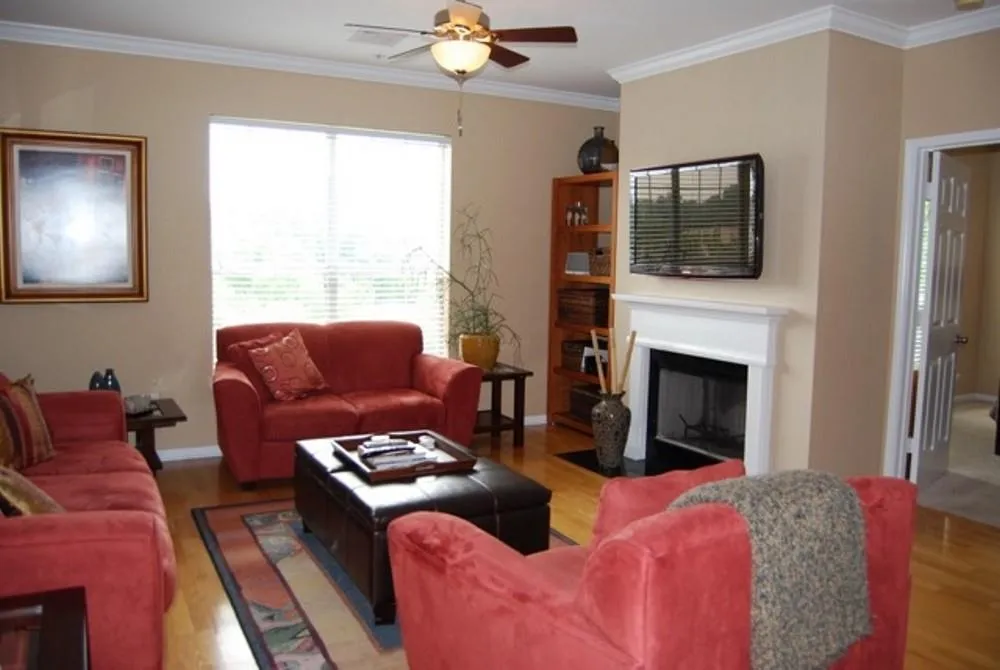 5641 Roswell Road Unit 302, Sandy Springs, Georgia 30342, 2 Bedrooms Bedrooms, ,2 BathroomsBathrooms,Residential,Sold,5641 Roswell Road Unit 302,5693964