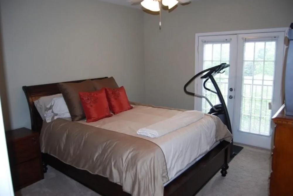 5641 Roswell Road Unit 302, Sandy Springs, Georgia 30342, 2 Bedrooms Bedrooms, ,2 BathroomsBathrooms,Residential,Sold,5641 Roswell Road Unit 302,5693964