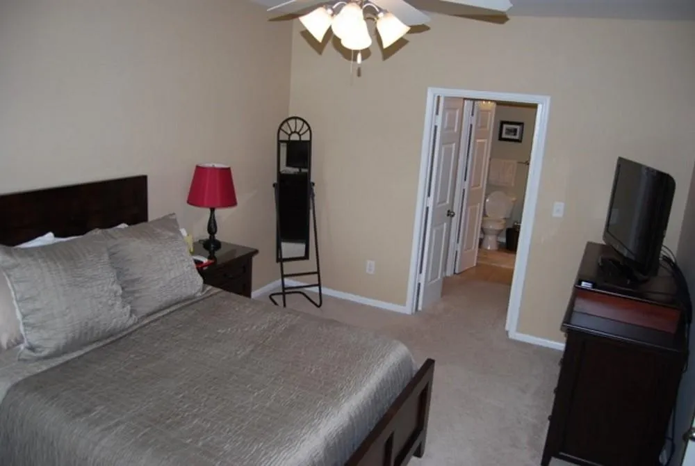 5641 Roswell Road Unit 302, Sandy Springs, Georgia 30342, 2 Bedrooms Bedrooms, ,2 BathroomsBathrooms,Residential,Sold,5641 Roswell Road Unit 302,5693964