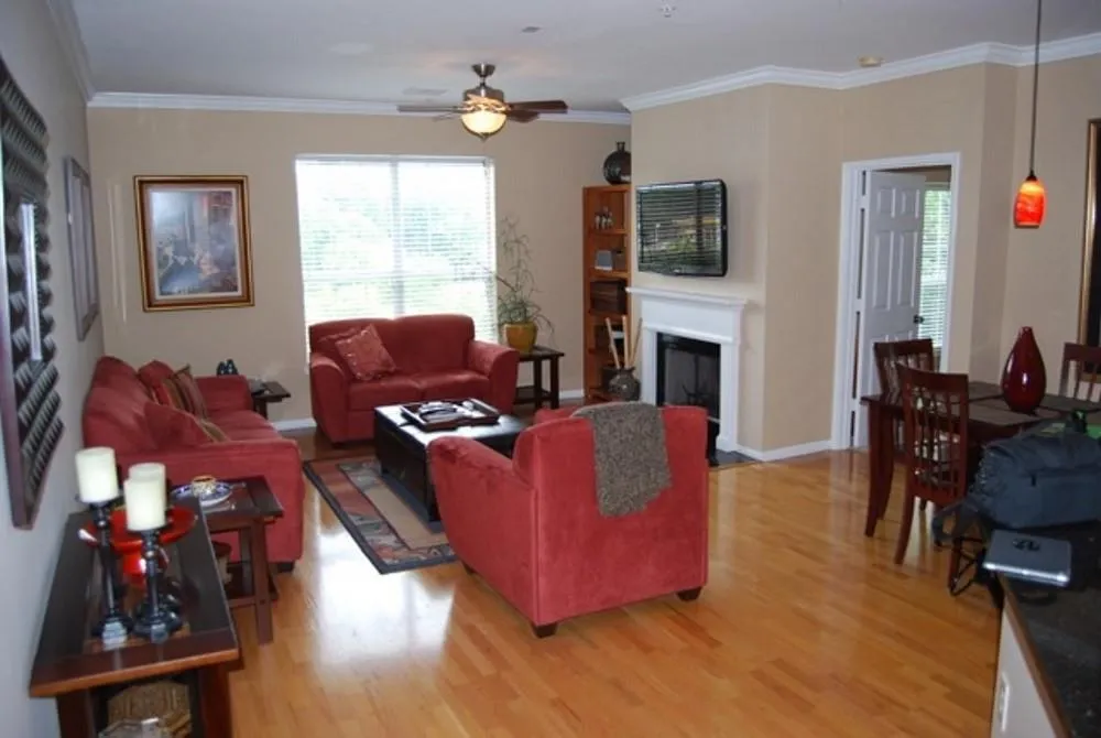 5641 Roswell Road Unit 302, Sandy Springs, Georgia 30342, 2 Bedrooms Bedrooms, ,2 BathroomsBathrooms,Residential,Sold,5641 Roswell Road Unit 302,5693964