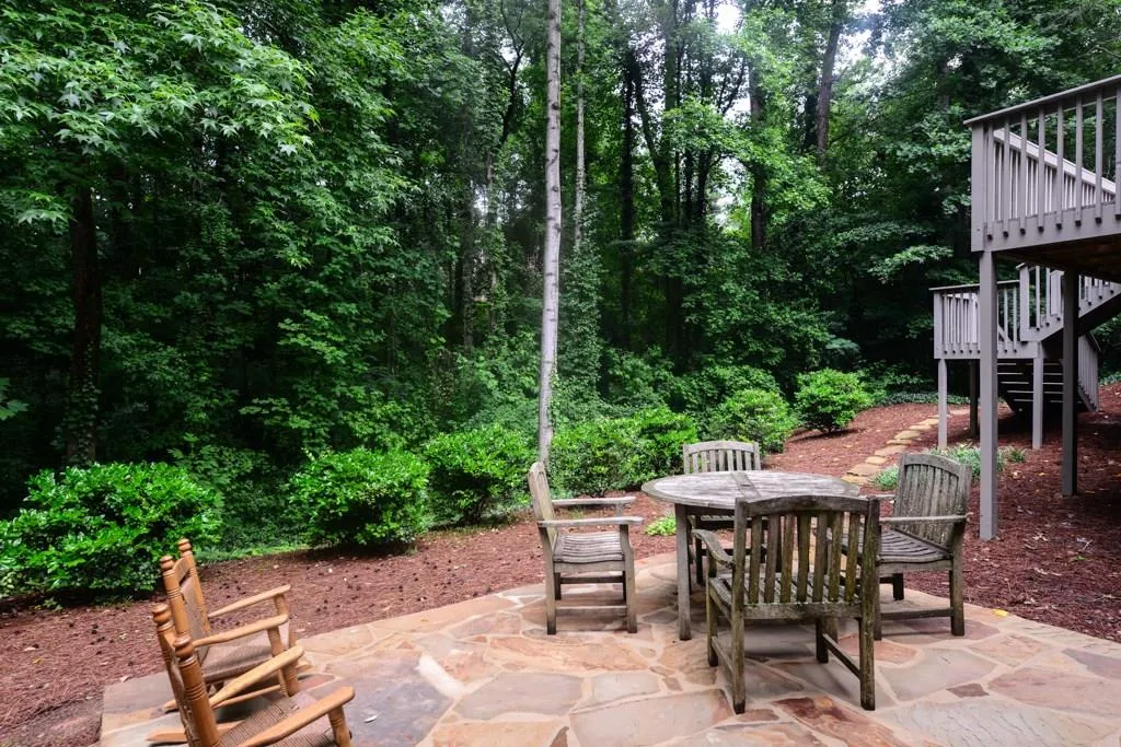 5360 Timber Trail, Sandy Springs, Georgia 30342, 4 Bedrooms Bedrooms, ,3 BathroomsBathrooms,Residential,Sold,5360 Timber Trail,5946513