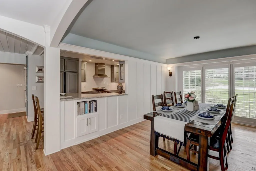 5360 Timber Trail, Sandy Springs, Georgia 30342, 4 Bedrooms Bedrooms, ,3 BathroomsBathrooms,Residential,Sold,5360 Timber Trail,5946513