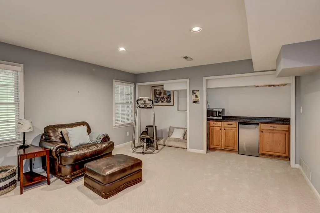 5360 Timber Trail, Sandy Springs, Georgia 30342, 4 Bedrooms Bedrooms, ,3 BathroomsBathrooms,Residential,Sold,5360 Timber Trail,5946513