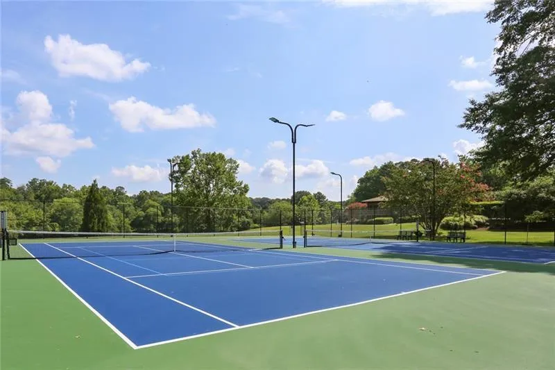 Atlanta, Georgia 30327, 2 Bedrooms Bedrooms, ,2 BathroomsBathrooms,Residential,For Sale,7610733