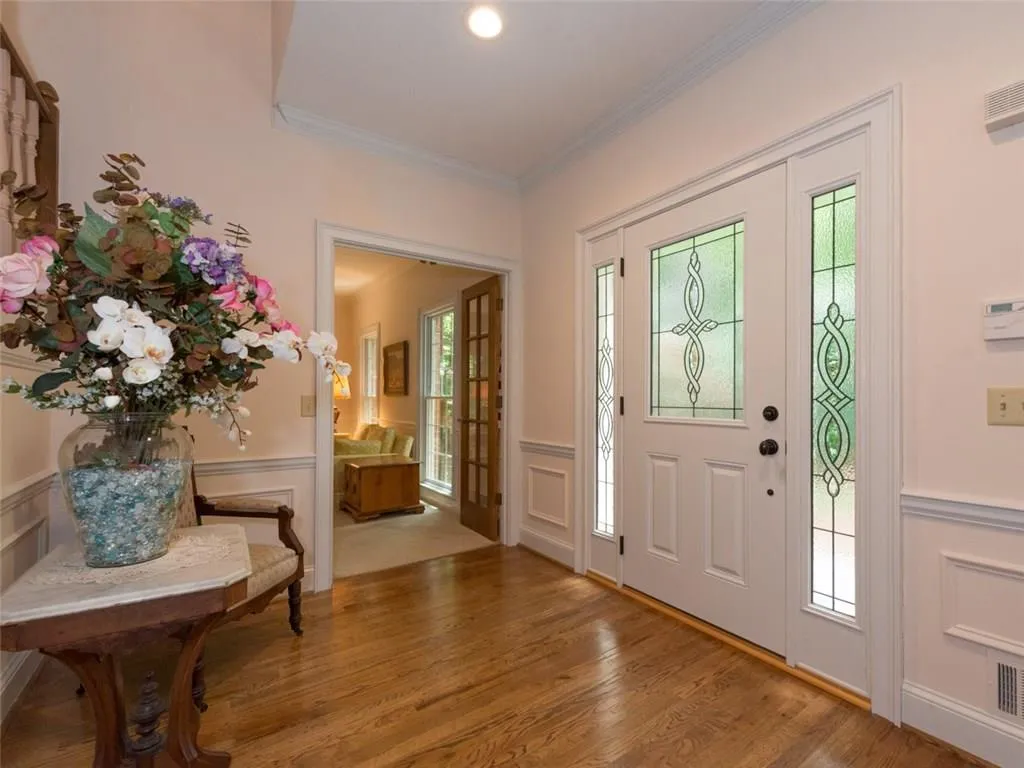 9335 Huntcliff Trace, Sandy Springs, Georgia 30350, 5 Bedrooms Bedrooms, ,5 BathroomsBathrooms,Residential,Sold,9335 Huntcliff Trace,6031699