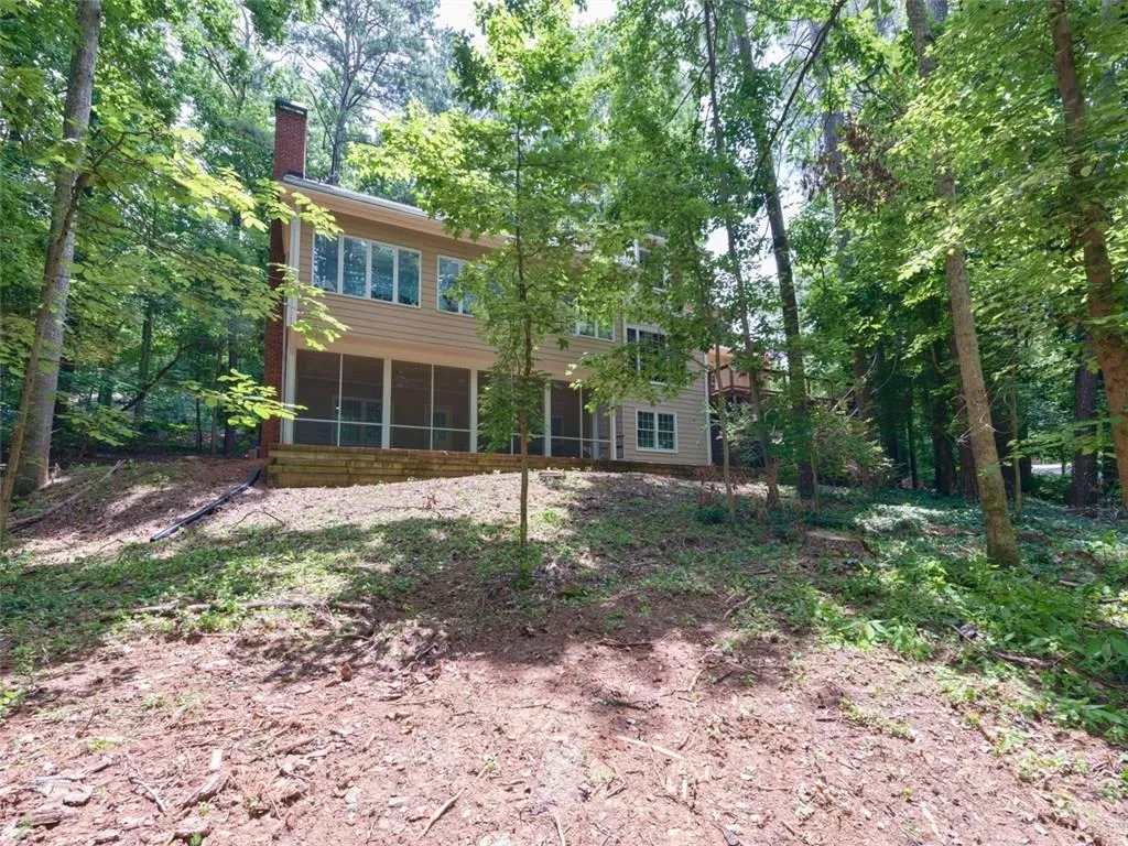 9335 Huntcliff Trace, Sandy Springs, Georgia 30350, 5 Bedrooms Bedrooms, ,5 BathroomsBathrooms,Residential,Sold,9335 Huntcliff Trace,6031699