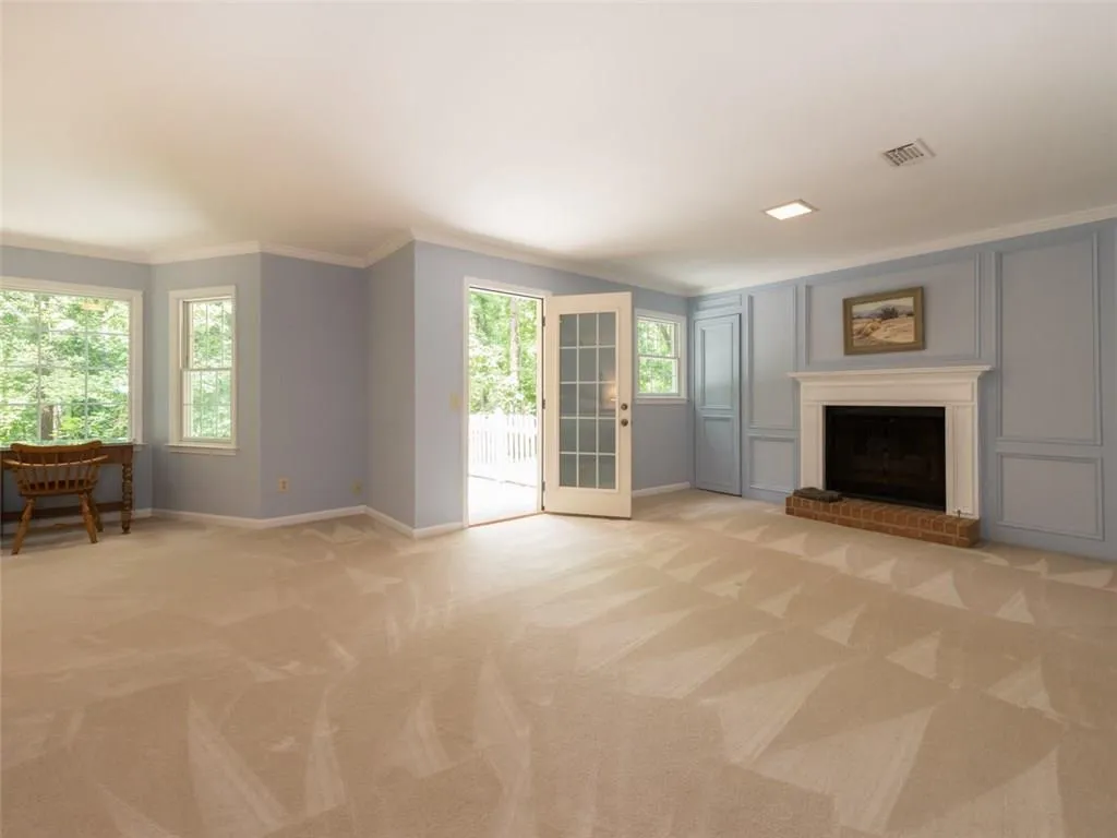9335 Huntcliff Trace, Sandy Springs, Georgia 30350, 5 Bedrooms Bedrooms, ,5 BathroomsBathrooms,Residential,Sold,9335 Huntcliff Trace,6031699