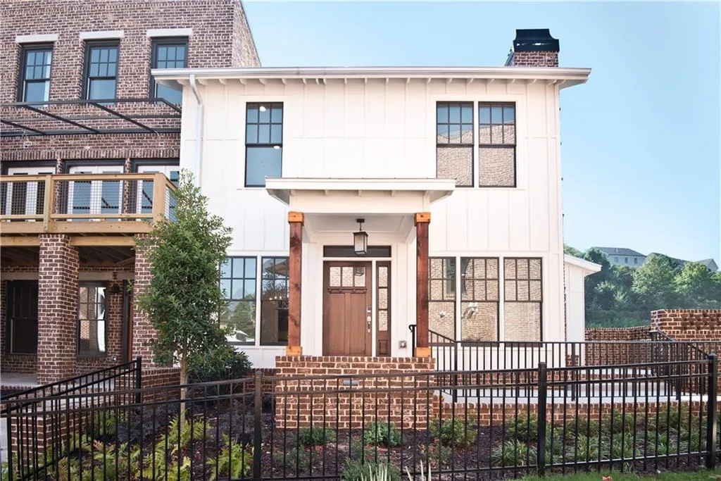 1847 Brooks Drive Nw Unit 110, Atlanta, Georgia 30318, 4 Bedrooms Bedrooms, ,3 BathroomsBathrooms,Residential,Sold,1847 Brooks Drive Nw Unit 110,5838384
