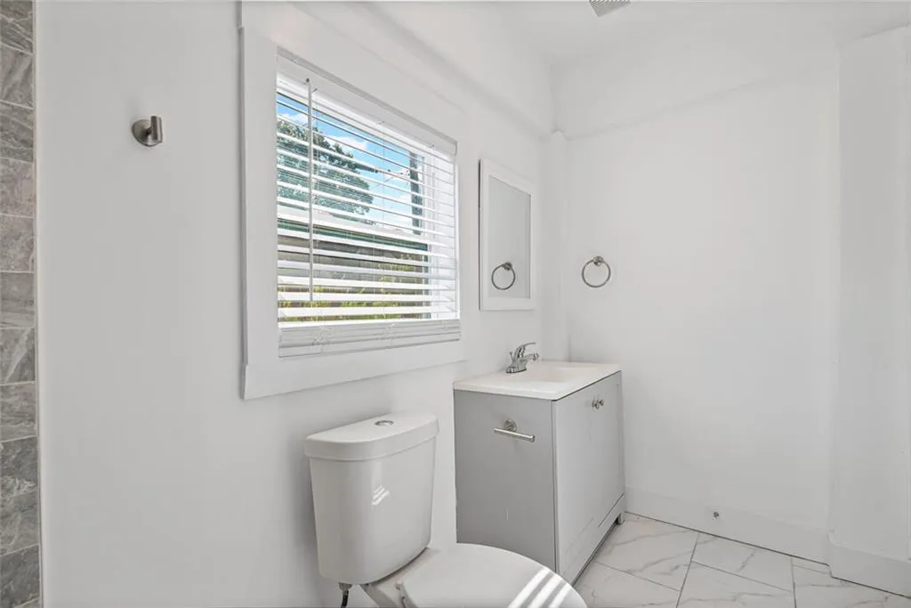 480 James P Brawley Drive Nw, Atlanta, Georgia 30318, 5 Bedrooms Bedrooms, 0 ,3 BathroomsBathrooms,Residential,For Sale,480 James P Brawley Drive Nw,7697334