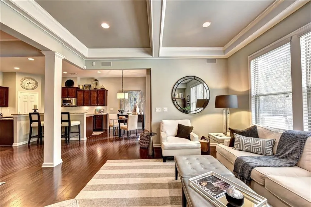 5520 Parkerton Lane, Atlanta, Georgia 30342, 3 Bedrooms Bedrooms, ,3 BathroomsBathrooms,Residential,Sold,5520 Parkerton Lane,6634828