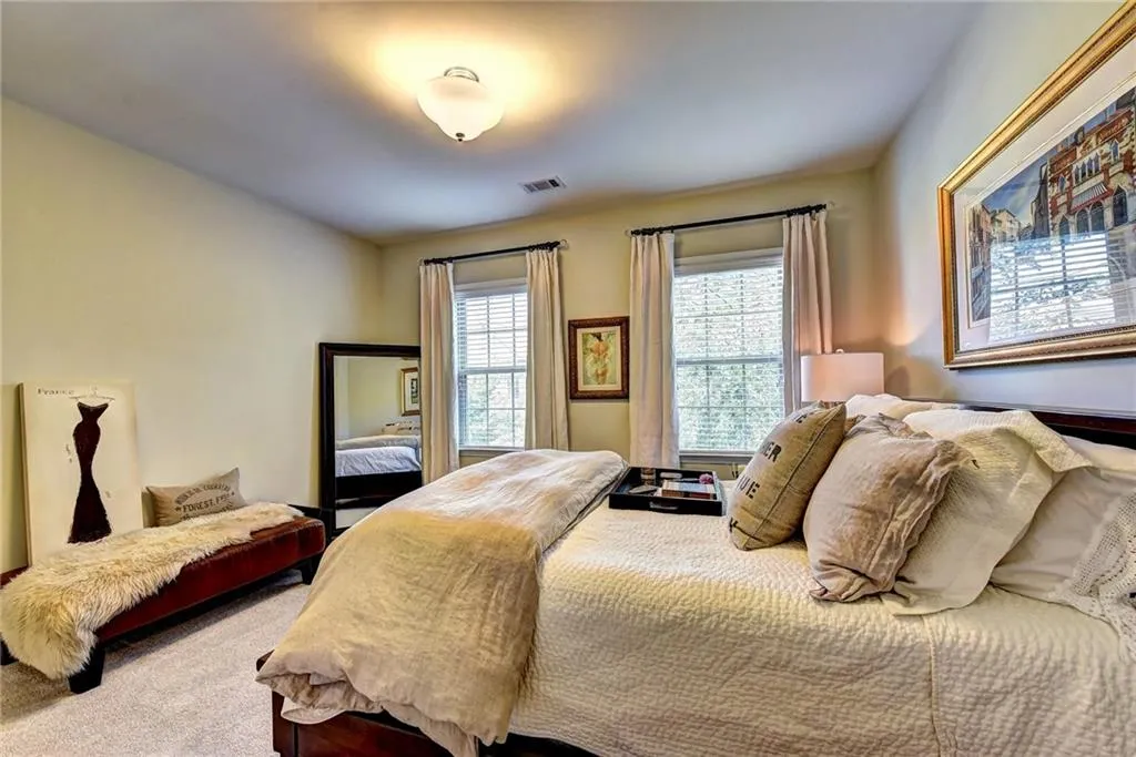 5520 Parkerton Lane, Atlanta, Georgia 30342, 3 Bedrooms Bedrooms, ,3 BathroomsBathrooms,Residential,Sold,5520 Parkerton Lane,6634828