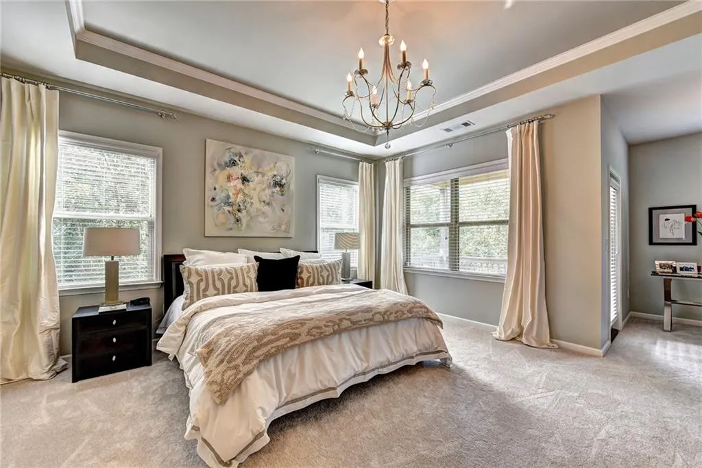 5520 Parkerton Lane, Atlanta, Georgia 30342, 3 Bedrooms Bedrooms, ,3 BathroomsBathrooms,Residential,Sold,5520 Parkerton Lane,6634828