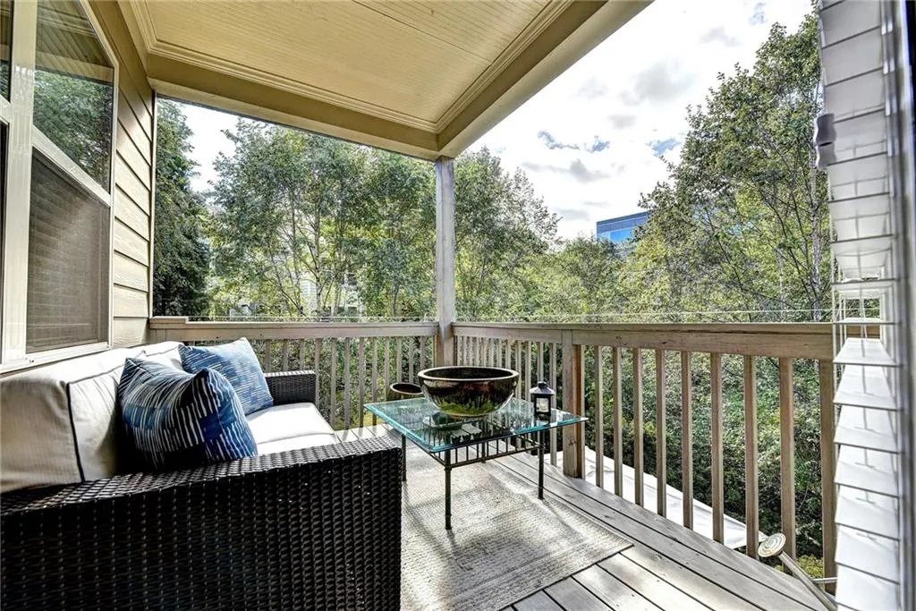 5520 Parkerton Lane, Atlanta, Georgia 30342, 3 Bedrooms Bedrooms, ,3 BathroomsBathrooms,Residential,Sold,5520 Parkerton Lane,6634828