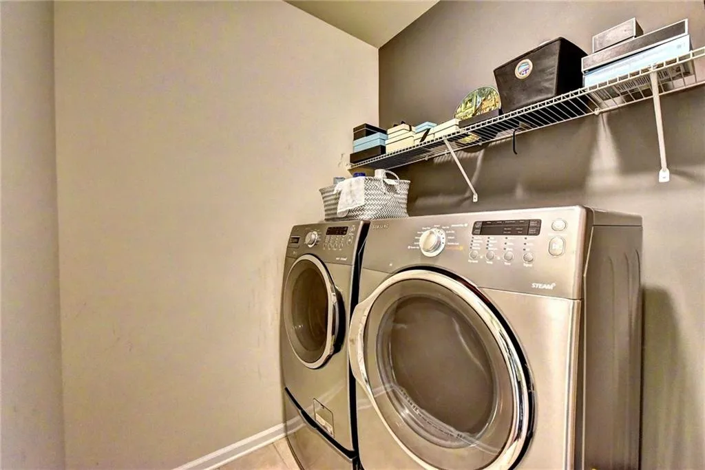 5520 Parkerton Lane, Atlanta, Georgia 30342, 3 Bedrooms Bedrooms, ,3 BathroomsBathrooms,Residential,Sold,5520 Parkerton Lane,6634828