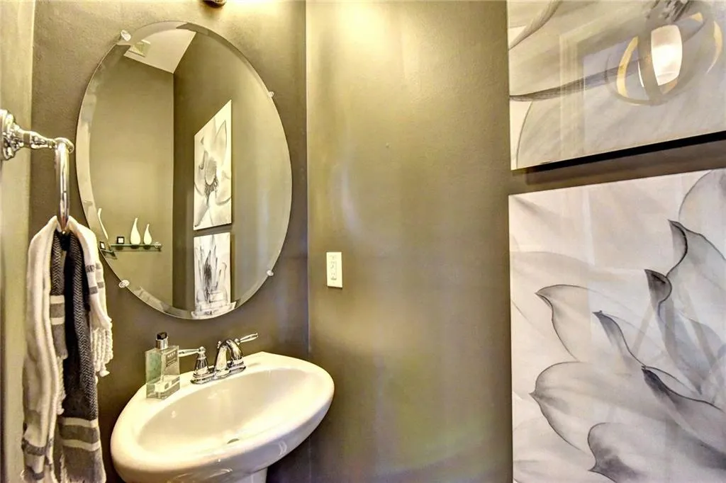 5520 Parkerton Lane, Atlanta, Georgia 30342, 3 Bedrooms Bedrooms, ,3 BathroomsBathrooms,Residential,Sold,5520 Parkerton Lane,6634828