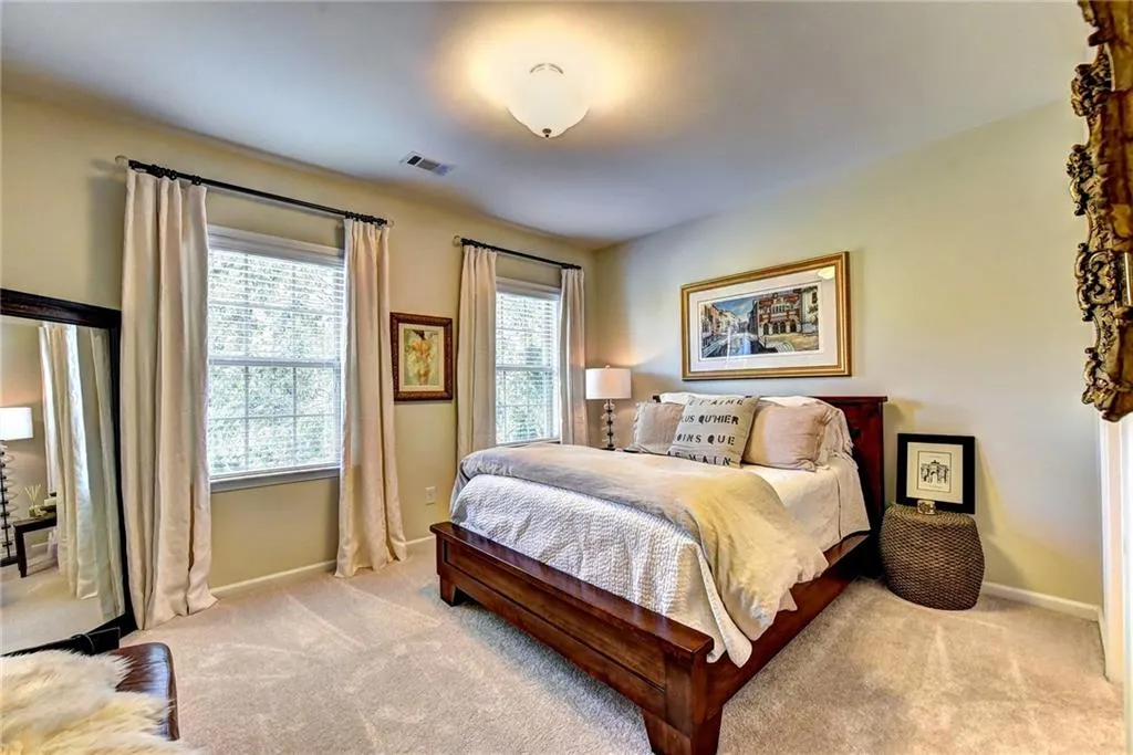 5520 Parkerton Lane, Atlanta, Georgia 30342, 3 Bedrooms Bedrooms, ,3 BathroomsBathrooms,Residential,Sold,5520 Parkerton Lane,6634828