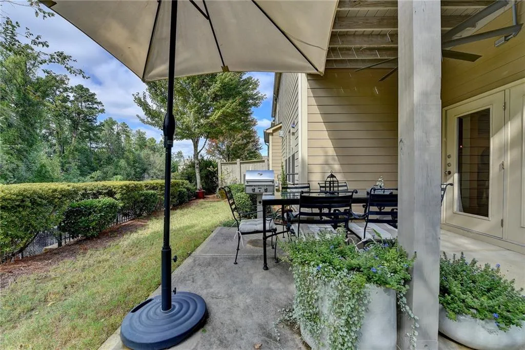 5520 Parkerton Lane, Atlanta, Georgia 30342, 3 Bedrooms Bedrooms, ,3 BathroomsBathrooms,Residential,Sold,5520 Parkerton Lane,6634828