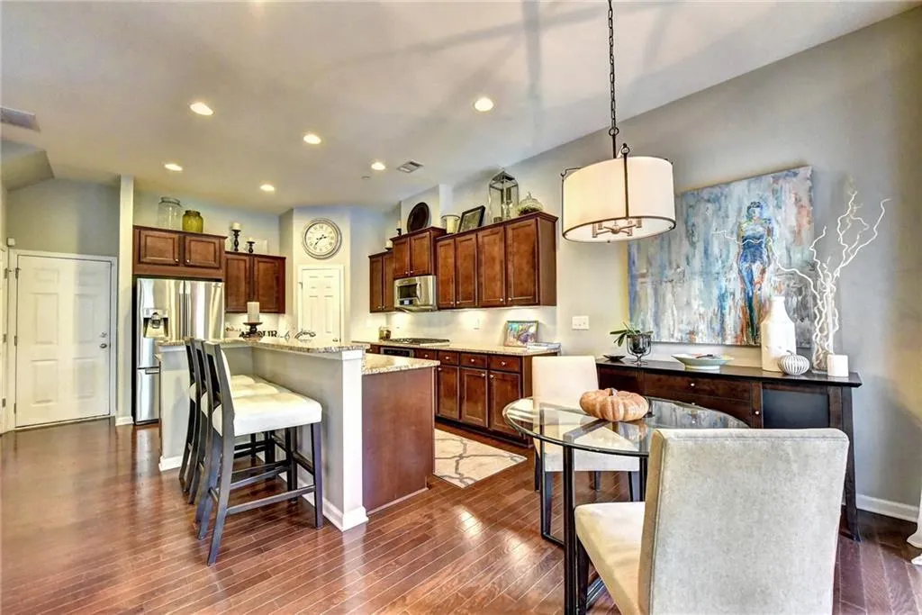 5520 Parkerton Lane, Atlanta, Georgia 30342, 3 Bedrooms Bedrooms, ,3 BathroomsBathrooms,Residential,Sold,5520 Parkerton Lane,6634828