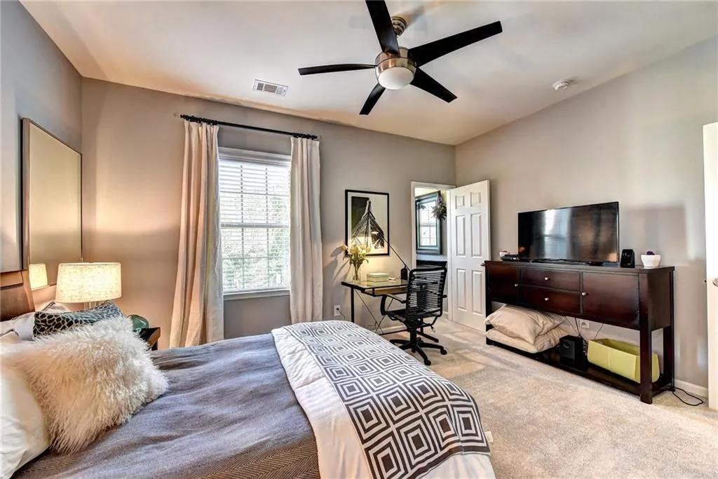 5520 Parkerton Lane, Atlanta, Georgia 30342, 3 Bedrooms Bedrooms, ,3 BathroomsBathrooms,Residential,Sold,5520 Parkerton Lane,6634828