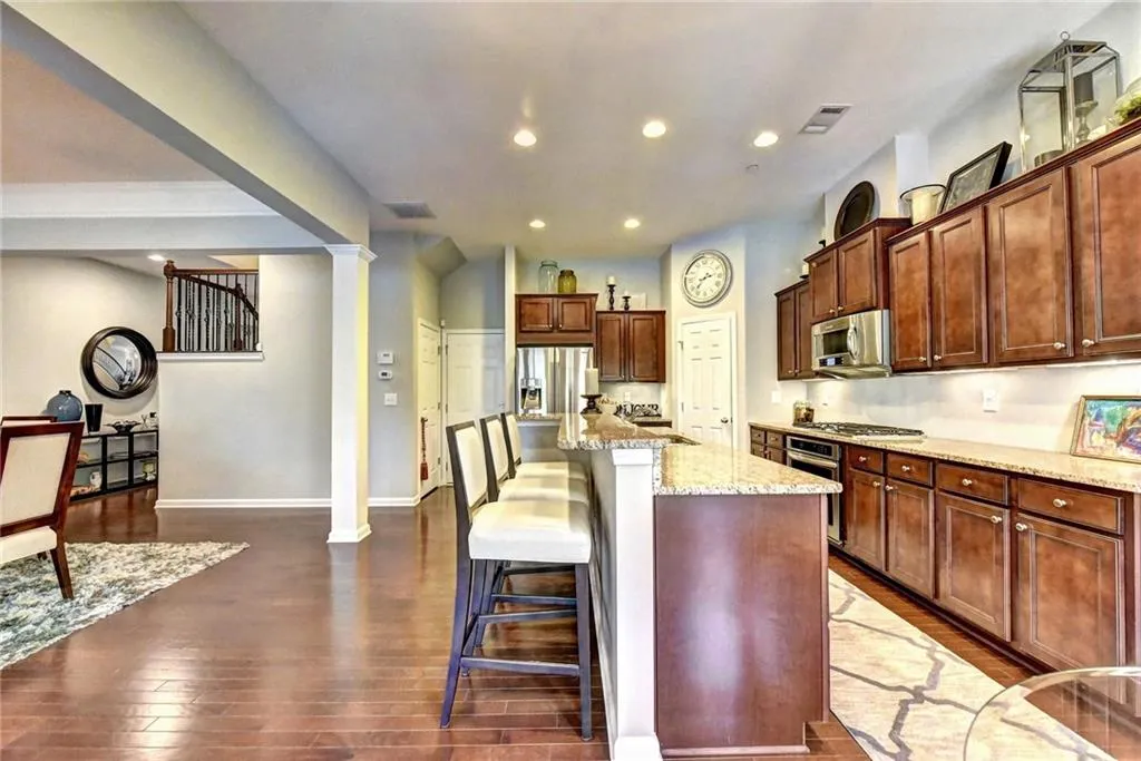 5520 Parkerton Lane, Atlanta, Georgia 30342, 3 Bedrooms Bedrooms, ,3 BathroomsBathrooms,Residential,Sold,5520 Parkerton Lane,6634828