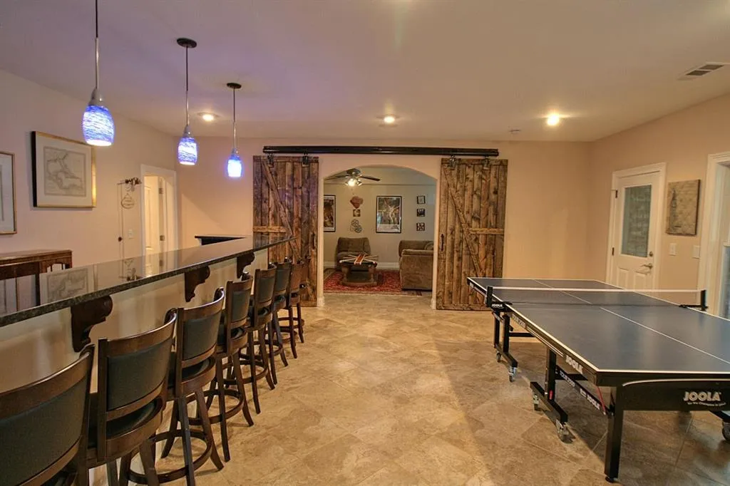 651 Windsor Parkway, Atlanta, Georgia 30342, 6 Bedrooms Bedrooms, ,5 BathroomsBathrooms,Residential,Sold,651 Windsor Parkway,5740718