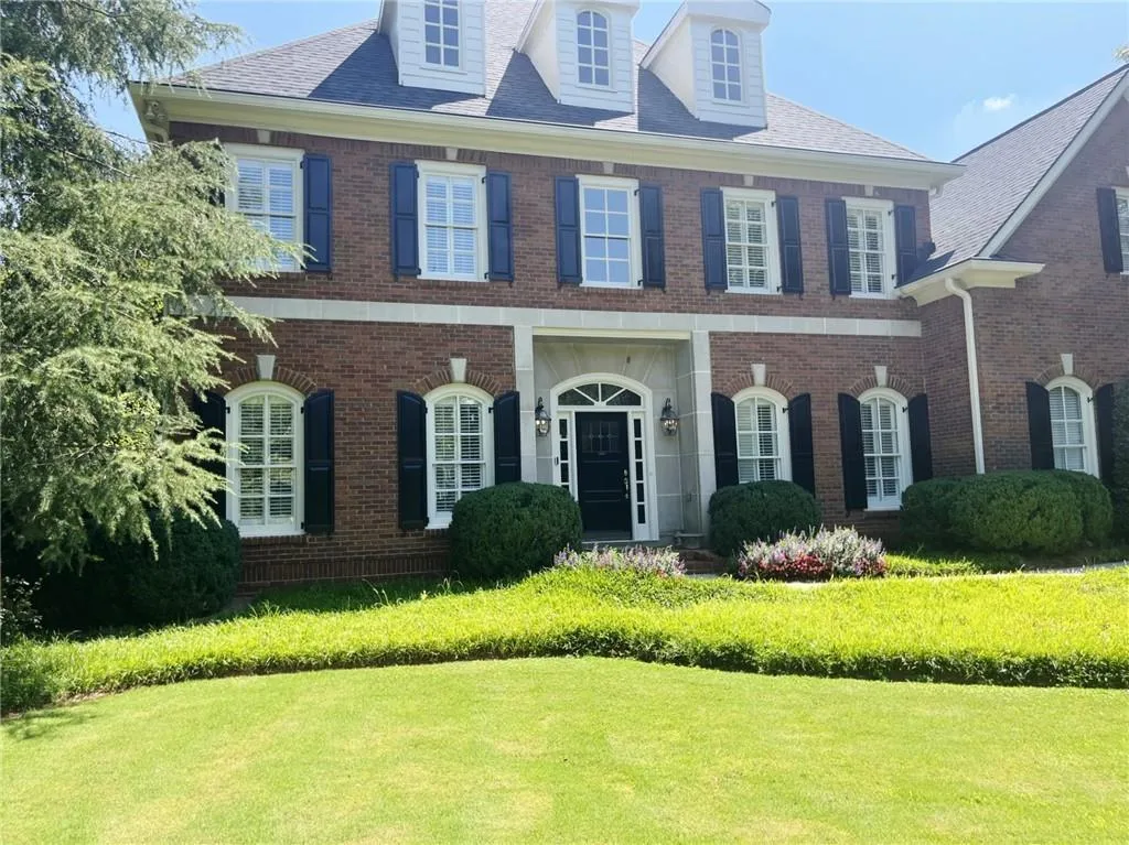 1058 Hunters Brook Court Ne, Atlanta, Georgia 30319, 5 Bedrooms Bedrooms, ,5 BathroomsBathrooms,Residential,For Sale,1058 Hunters Brook Court Ne,7616650