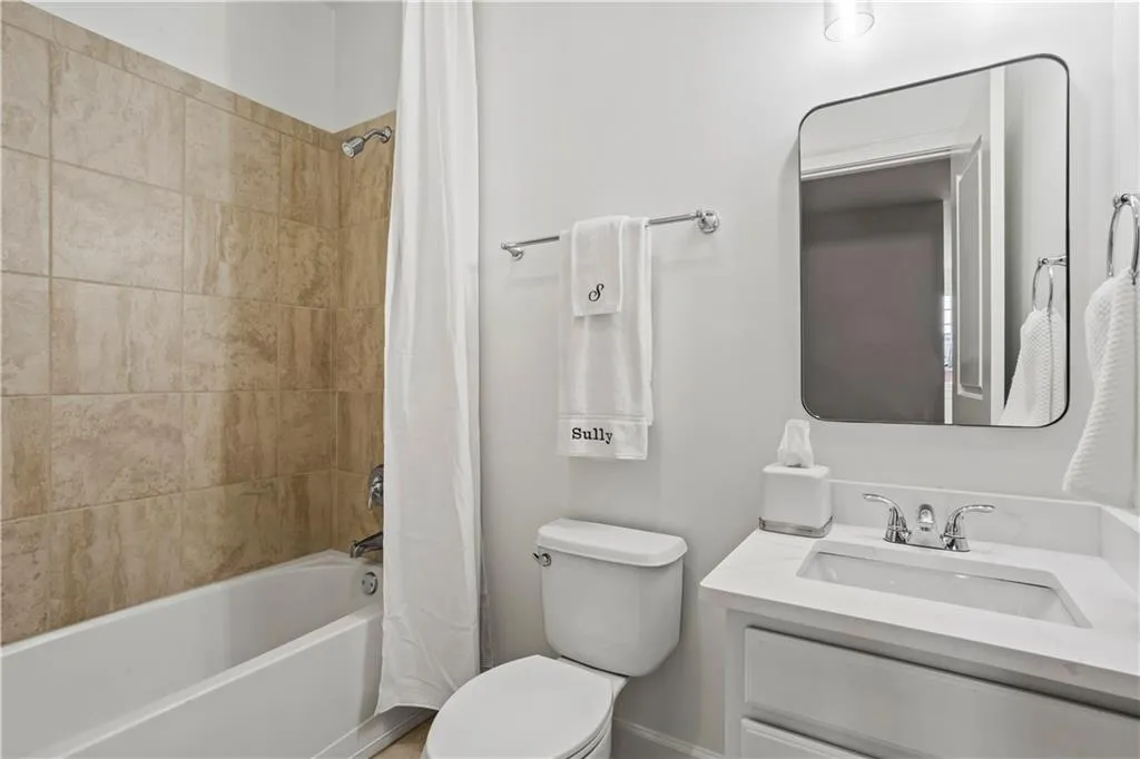 304 Riversgate Drive, Sandy Springs, Georgia 30339, 4 Bedrooms Bedrooms, ,4 BathroomsBathrooms,Residential,Sold,304 Riversgate Drive,7382180