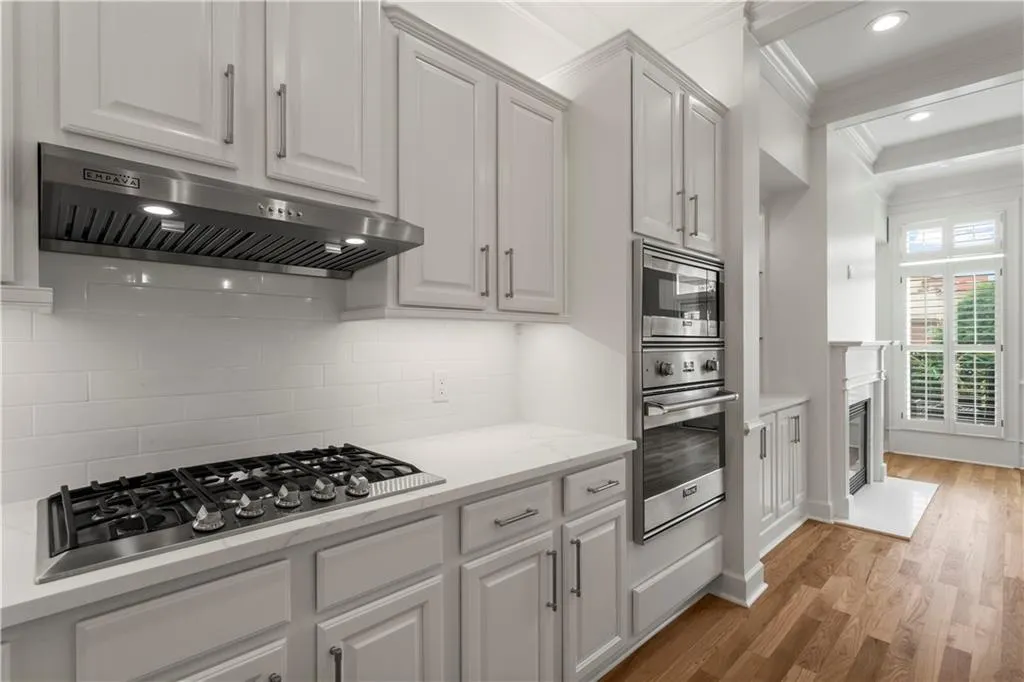 304 Riversgate Drive, Sandy Springs, Georgia 30339, 4 Bedrooms Bedrooms, ,4 BathroomsBathrooms,Residential,Sold,304 Riversgate Drive,7382180