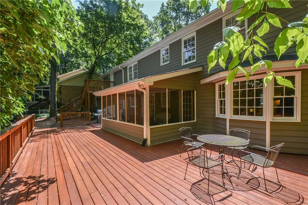 170 Dunhill Court, Sandy Springs, Georgia 30328, 5 Bedrooms Bedrooms, ,3 BathroomsBathrooms,Residential,Sold,170 Dunhill Court,6561001