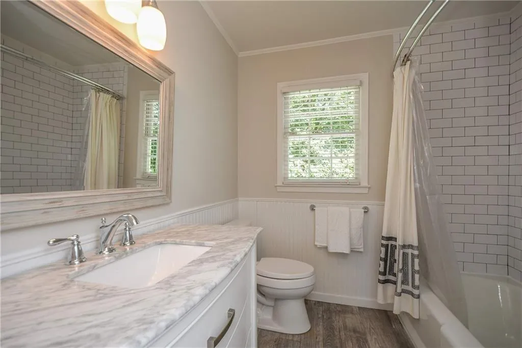 170 Dunhill Court, Sandy Springs, Georgia 30328, 5 Bedrooms Bedrooms, ,3 BathroomsBathrooms,Residential,Sold,170 Dunhill Court,6561001