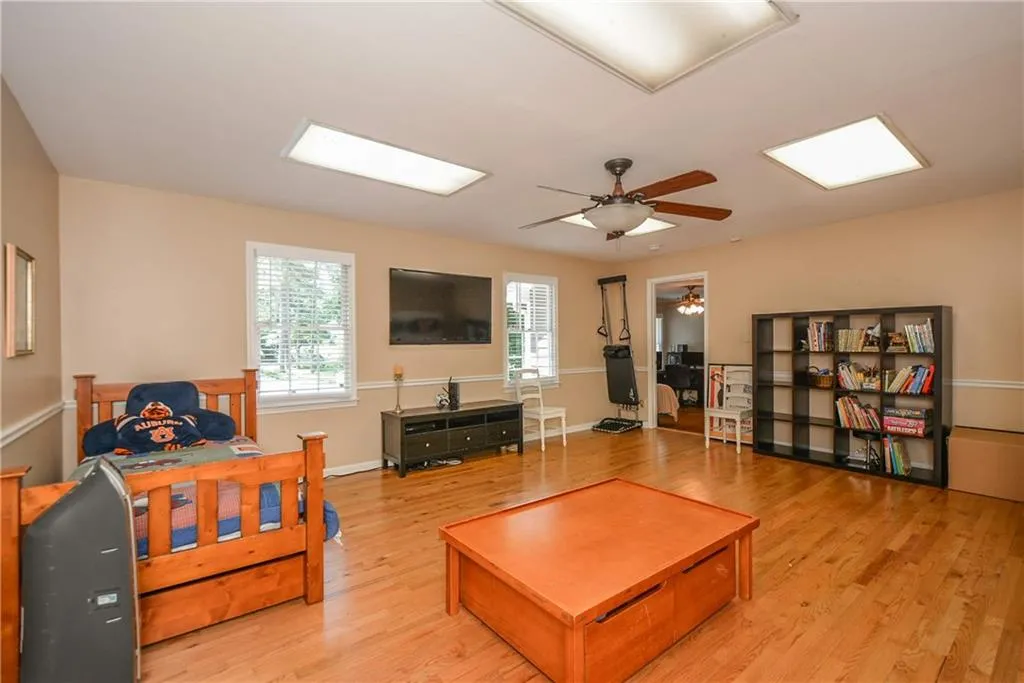 170 Dunhill Court, Sandy Springs, Georgia 30328, 5 Bedrooms Bedrooms, ,3 BathroomsBathrooms,Residential,Sold,170 Dunhill Court,6561001