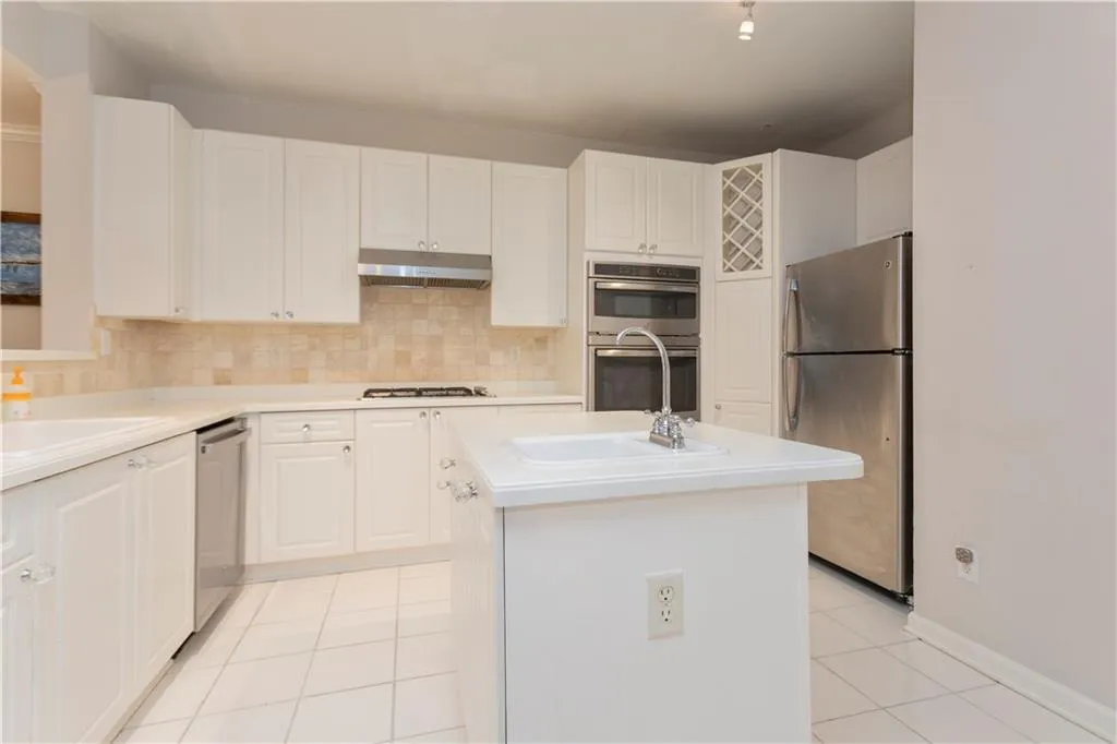 424 Lindbergh Drive Ne Unit 208, Atlanta, Georgia 30305, 2 Bedrooms Bedrooms, ,2 BathroomsBathrooms,Residential,For Sale,424 Lindbergh Drive Ne Unit 208,7659059 424 Lindbergh Drive Ne Unit 208, Atlanta, Georgia 30305, 2 Bedrooms Bedrooms, ,2 BathroomsBathrooms,Residential,For Sale,424 Lindbergh Drive Ne Unit 208,7659059