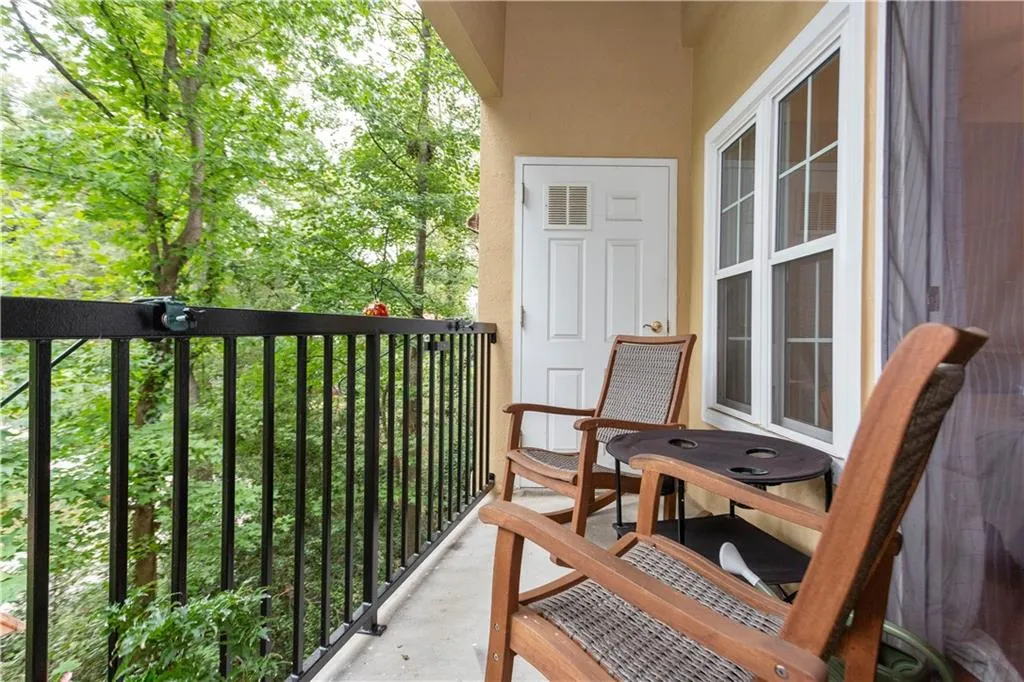 424 Lindbergh Drive Ne Unit 208, Atlanta, Georgia 30305, 2 Bedrooms Bedrooms, ,2 BathroomsBathrooms,Residential,For Sale,424 Lindbergh Drive Ne Unit 208,7659059 424 Lindbergh Drive Ne Unit 208, Atlanta, Georgia 30305, 2 Bedrooms Bedrooms, ,2 BathroomsBathrooms,Residential,For Sale,424 Lindbergh Drive Ne Unit 208,7659059