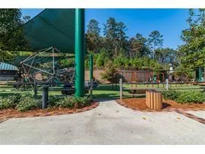 200 Devonwood Drive, Sandy Springs, Georgia 30328, 5 Bedrooms Bedrooms, ,3 BathroomsBathrooms,Residential,Sold,200 Devonwood Drive,5861697
