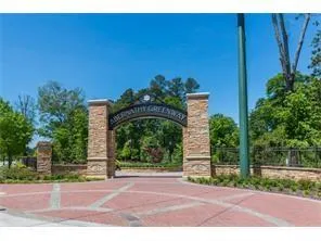 200 Devonwood Drive, Sandy Springs, Georgia 30328, 5 Bedrooms Bedrooms, ,3 BathroomsBathrooms,Residential,Sold,200 Devonwood Drive,5861697