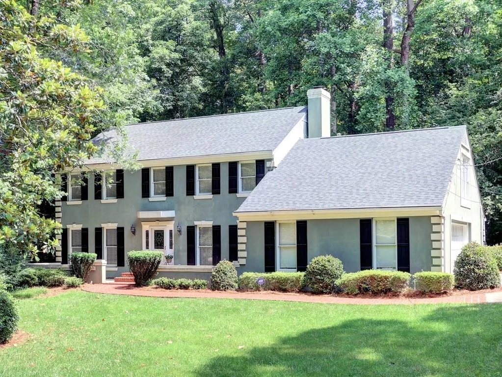 200 Devonwood Drive, Sandy Springs, Georgia 30328, 5 Bedrooms Bedrooms, ,3 BathroomsBathrooms,Residential,Sold,200 Devonwood Drive,5861697