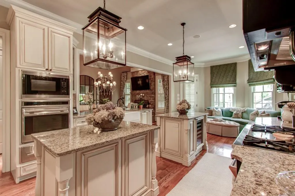 3070 Lanier Drive Ne, Brookhaven, Georgia 30319, 6 Bedrooms Bedrooms, ,6 BathroomsBathrooms,Residential,Sold,3070 Lanier Drive Ne,5680728