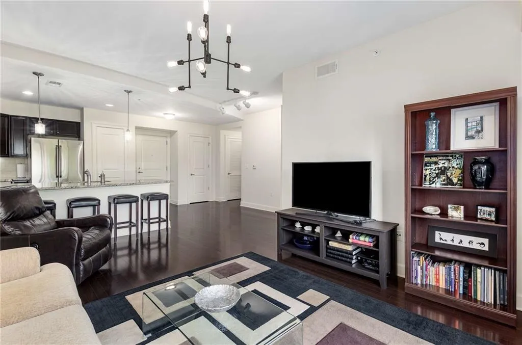 200 River Vista Drive Unit 401, Atlanta, Georgia 30339, 1 Bedroom Bedrooms, ,1 BathroomBathrooms,Residential,For Sale,200 River Vista Drive Unit 401,7563339