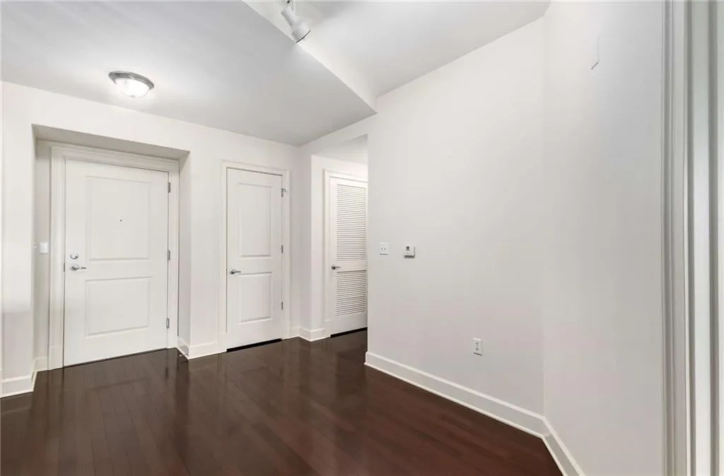 200 River Vista Drive Unit 401, Atlanta, Georgia 30339, 1 Bedroom Bedrooms, ,1 BathroomBathrooms,Residential,For Sale,200 River Vista Drive Unit 401,7563339