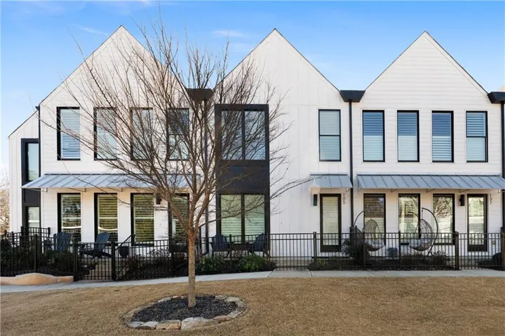 105 Pearl Street, Woodstock, Georgia 30188