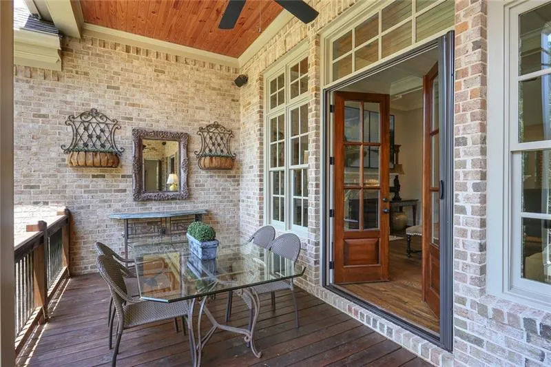 545 Franklin Road, Sandy Springs, Georgia 30342, 4 Bedrooms Bedrooms, ,4 BathroomsBathrooms,Residential,Sold,545 Franklin Road,6625872