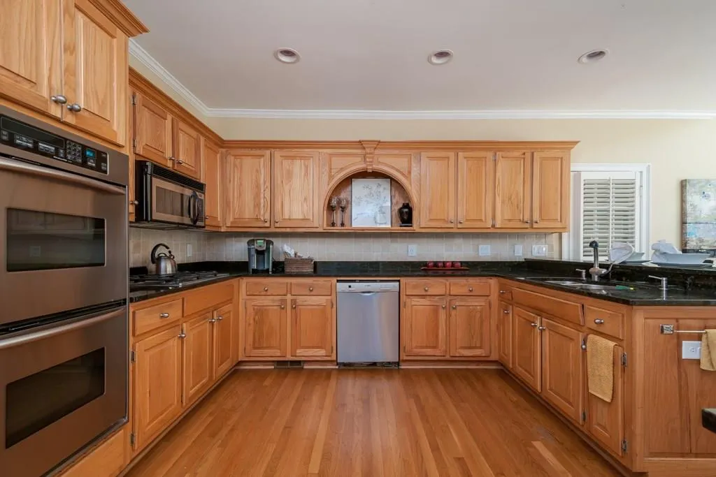 115 Landseer Way, Sandy Springs, Georgia 30350, 4 Bedrooms Bedrooms, ,4 BathroomsBathrooms,Residential,Sold,115 Landseer Way,5711202