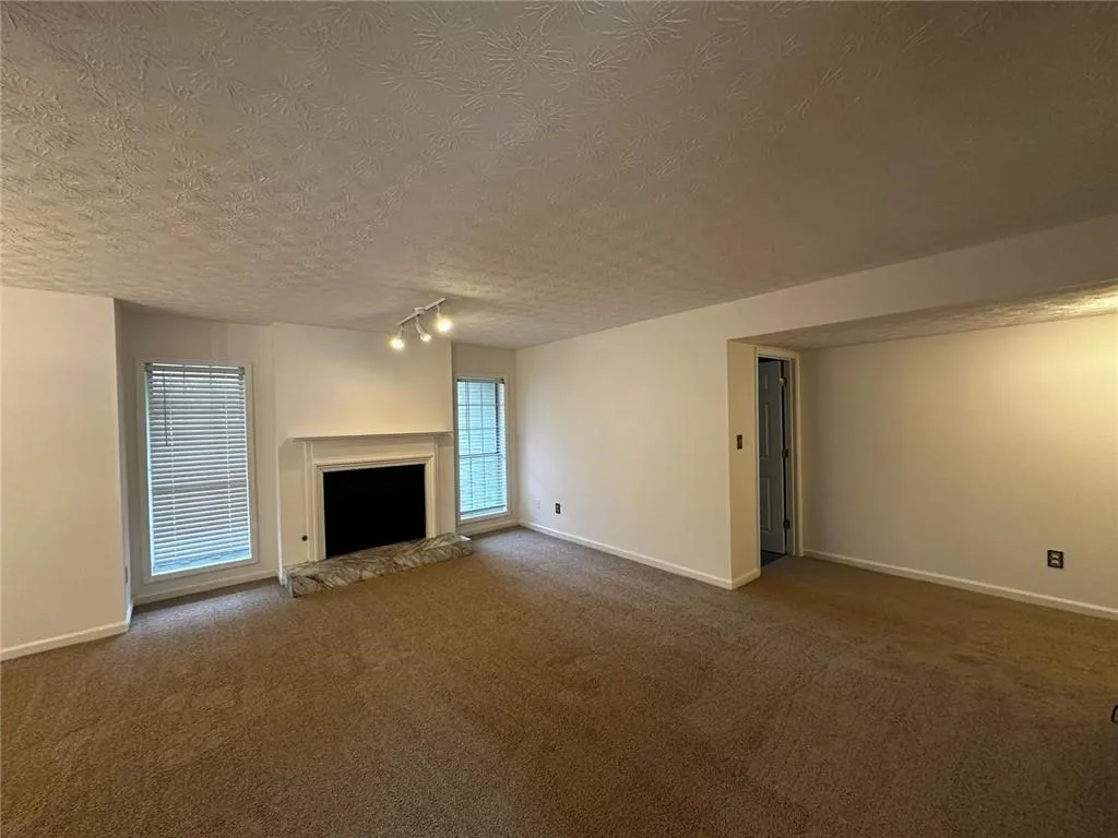 1101 Lenox Way Ne Unit 1101, Atlanta, Georgia 30324, 2 Bedrooms Bedrooms, ,2 BathroomsBathrooms,Residential,For Sale,1101 Lenox Way Ne Unit 1101,7479230