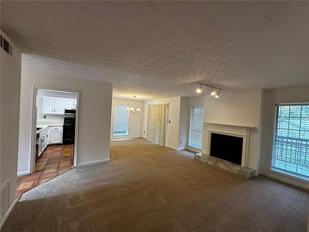 1101 Lenox Way Ne Unit 1101, Atlanta, Georgia 30324, 2 Bedrooms Bedrooms, ,2 BathroomsBathrooms,Residential,For Sale,1101 Lenox Way Ne Unit 1101,7479230